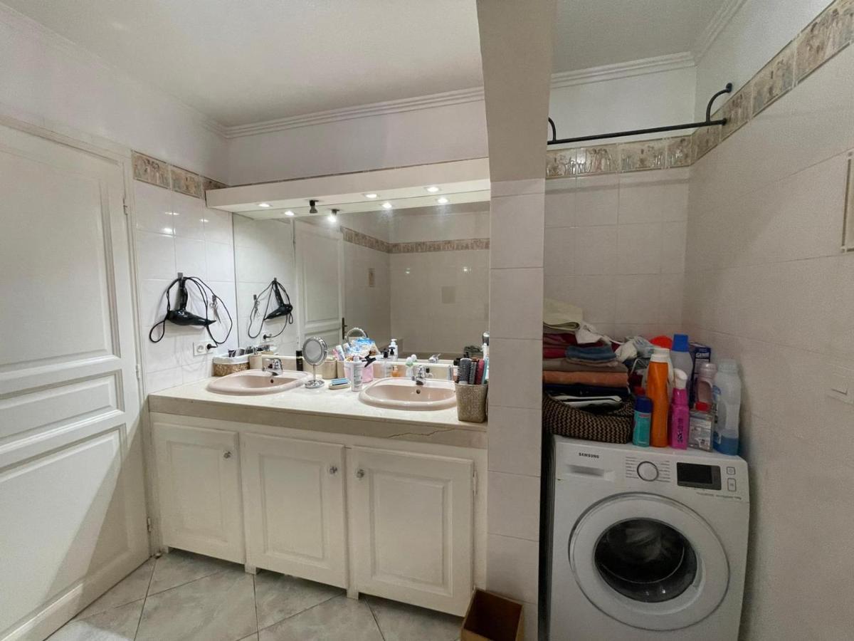 Appartement T4 Tres Bien Situe Et Climatise LʼÎle-Rousse 外观 照片